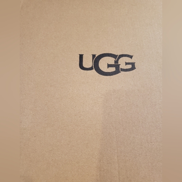 NWT UGG "Drizlita" Rainboots. - Picture 4 of 5